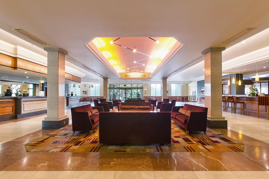 Mercure Daventry Court Hotel Exterior photo
